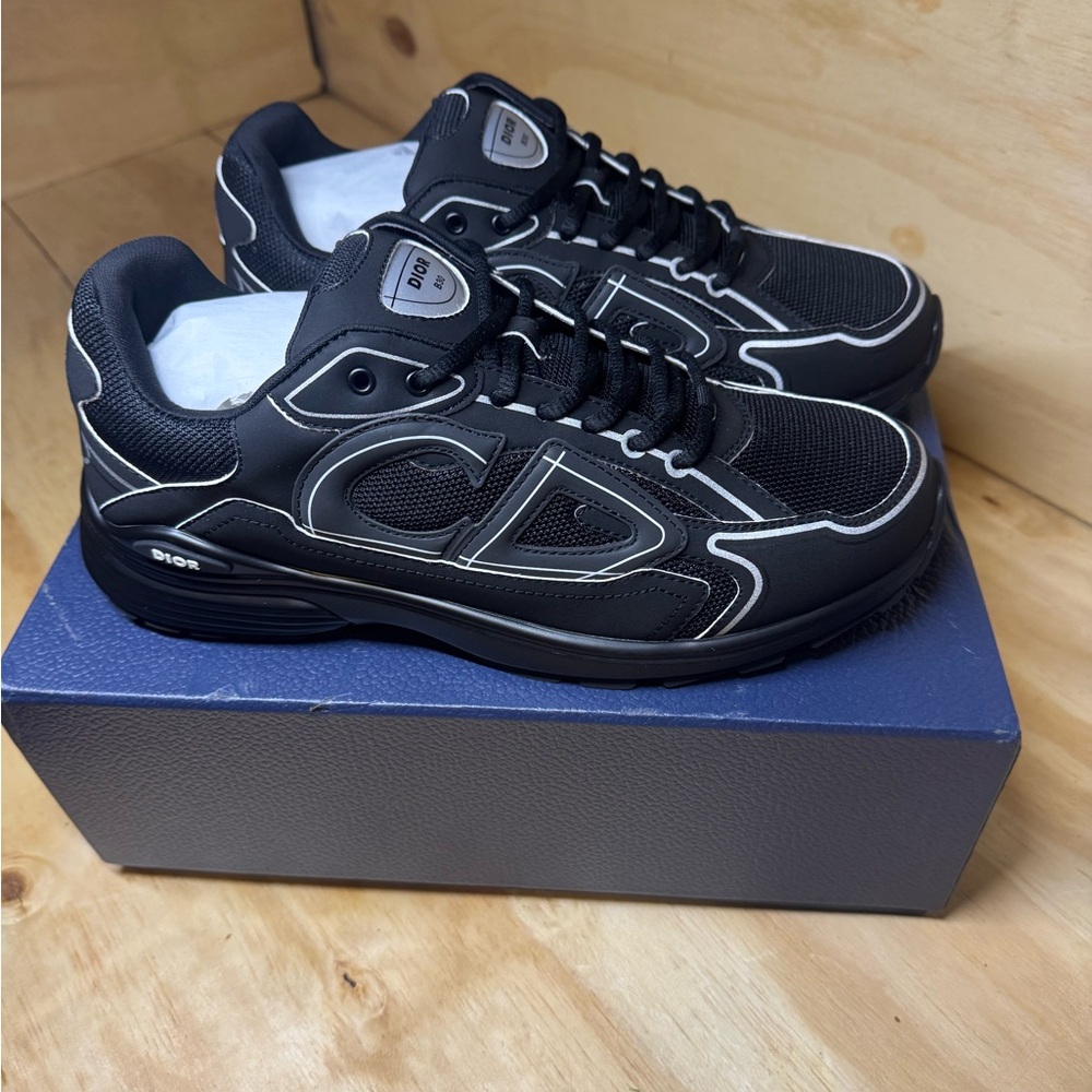Dior Men's Black and White Sneakers